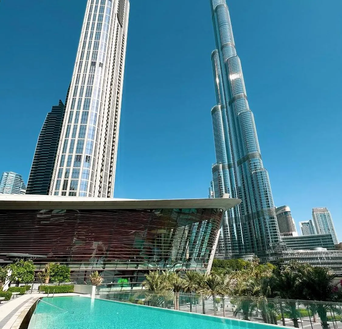 Charming Urban Oasis Apartment Dubai